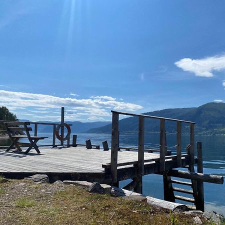 Veganeset Camping Balestrand Buitenkant foto
